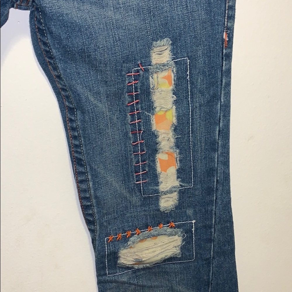 True Religion patch work jeans - Picture 3 of 7